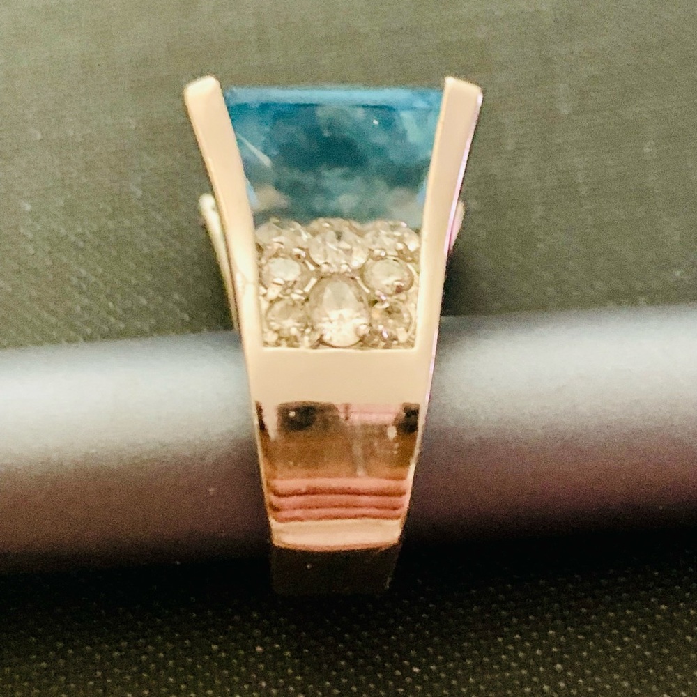 SWAROVSKI AQUAMARINE AND CRYSTAL RHINESTONES COCKTAIL RING SZ US 4.5 - Picture 8 of 12